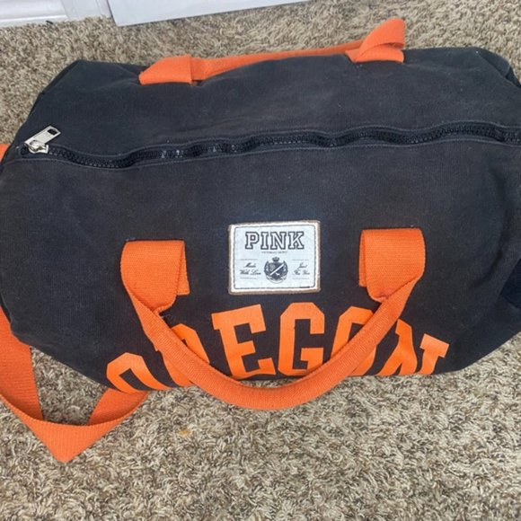 Pink duffle bag - Picture 2 of 9